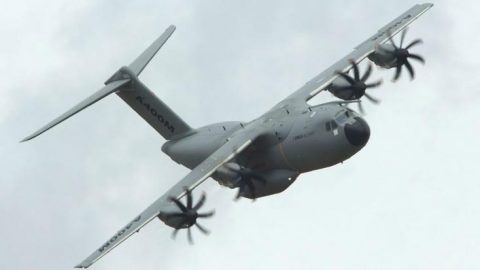 Huge Airbus A400M Pulls Off Manuever That Will Have You In Disbelief | Frontline Videos