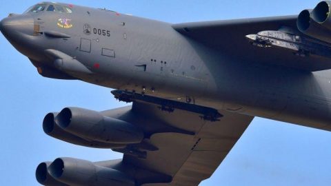 B-52 Smashes ISIS Base With 2,000-Pound Bombs – Bunkers Busted And Blasted | Frontline Videos