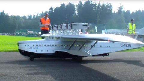 Giant RC Dornier Do X With 6 Engines Tears Through The Skies | Frontline Videos