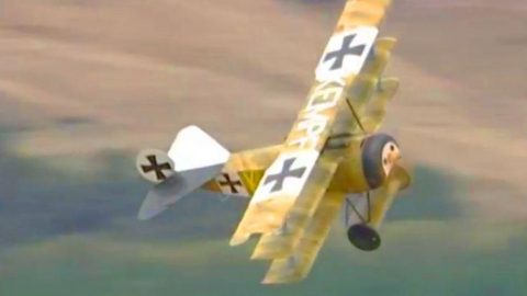 Speeding WWI Fighters In Action – 100 Years Later They’ve Still Got Moves | Frontline Videos