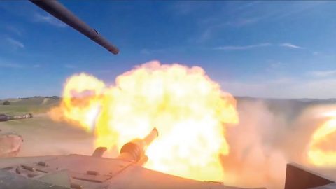 M1A1 Abrams Tanks Wreak Havoc In This Live Fire Exercise-Pure Power | Frontline Videos