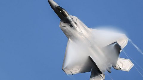 F-22 Pilot Pulls Up Hard Only To Slide Down, Tail First, Down In This Eye Boggling Stunt | Frontline Videos