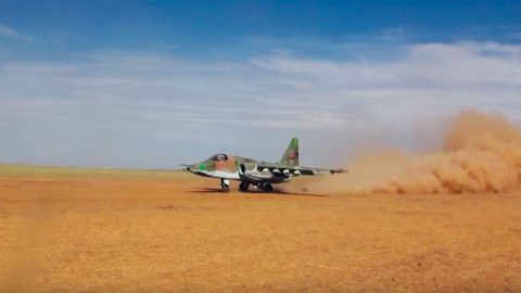 Russia’s “A-10s” Don’t Have A Gau-8, But Can Do Something A-10s Can’t | Frontline Videos