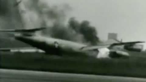 Boeing B-47 Stratojet Crash Landing Footage | Frontline Videos